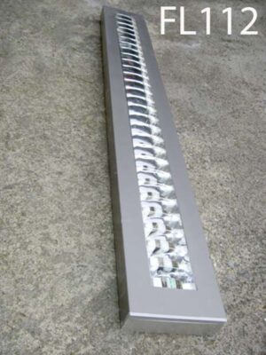 FL112 - Qty- 3. Silver 4ft double T5 lamp  c/w cord