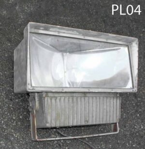 PL04-Qty-2.  Silver 24″ x 17″ bracket mount light with mogul base bulb and cord. Light bulbs available on G16