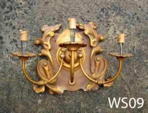 WS09-Qty-1. Wooden carved base with 3 lampholders. 15in H x 15in W- Vintage