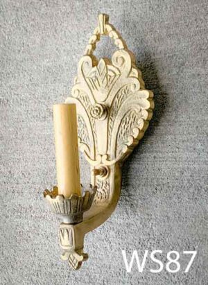 WS87-Qty-9. Brass vintage wall sconce with switch. 11"H
