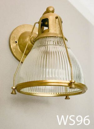 WS96-Qty-6. Brass aged vintage sconce with grooved glass 10"H