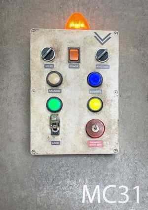 MC31-Qty-1. Beige box with 120 volt lights and switches, c/w cord. 7.25" x 10.25"