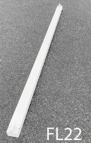 FL22-Qty-8. White single  8ft (single pin lamp) c/w cord.