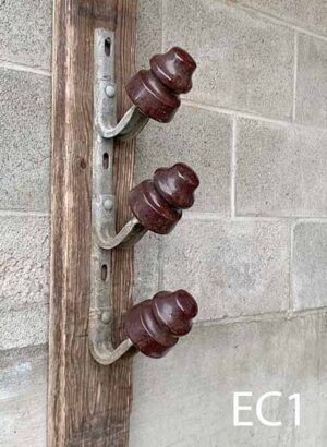 EC1-Qty-1. Metal electrical wire support with 3 insulators 19"H