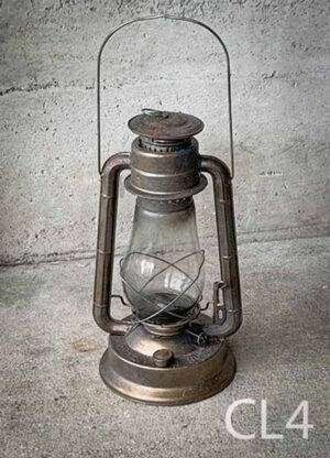 CL4-Qty-8. Bronze metal lantern 16"H