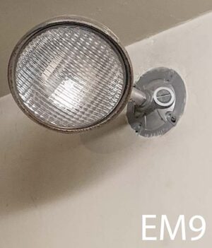 EM9-Qty-1. Metal emergency light 6"D